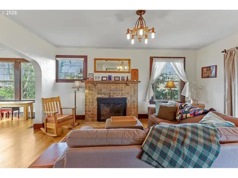 916 Kelly Avenue The Dalles OR 97058