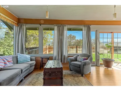 916 Kelly Avenue The Dalles OR 97058