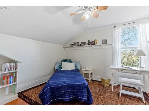 916 Kelly Avenue The Dalles OR 97058