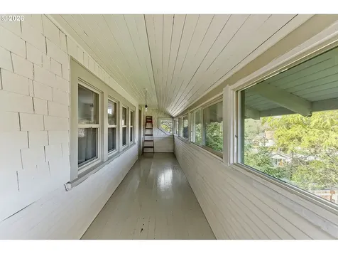 916 Kelly Avenue The Dalles OR 97058