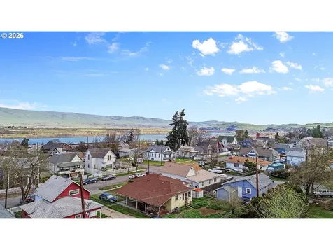 916 Kelly Avenue The Dalles OR 97058