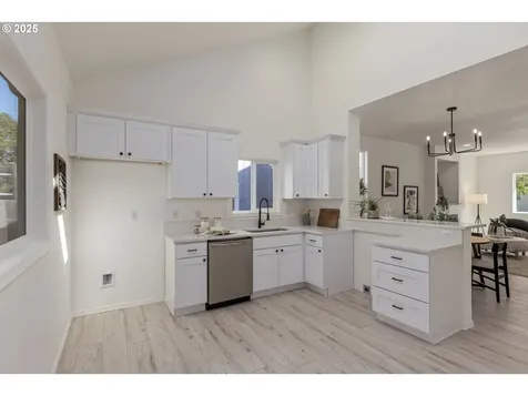 6629 SE 136th Avenue Portland OR 97236