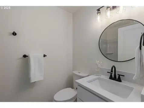 6629 SE 136th Avenue Portland OR 97236