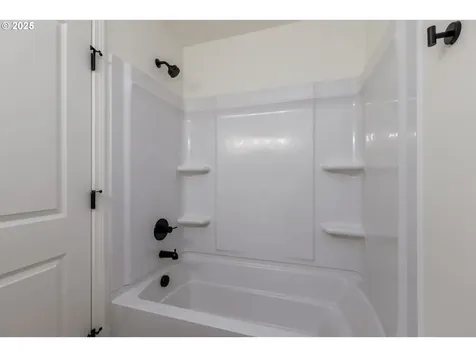 6629 SE 136th Avenue Portland OR 97236