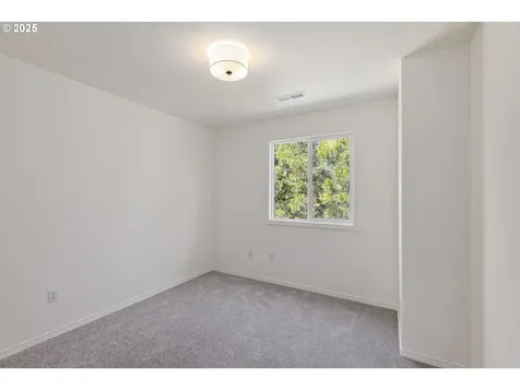 6629 SE 136th Avenue Portland OR 97236