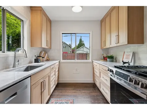 7312 N Oatman Avenue Portland OR 97217