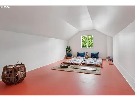 7312 N Oatman Avenue Portland OR 97217