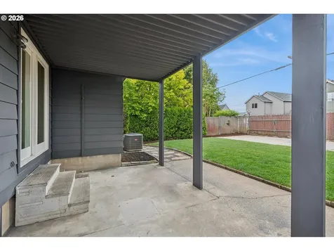 7312 N Oatman Avenue Portland OR 97217