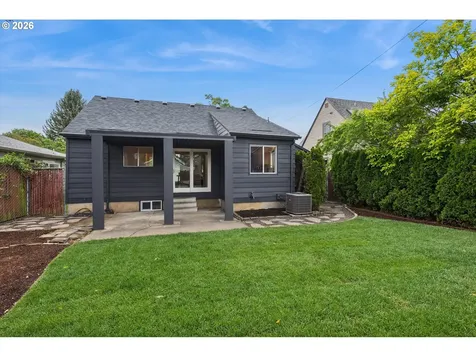 7312 N Oatman Avenue Portland OR 97217