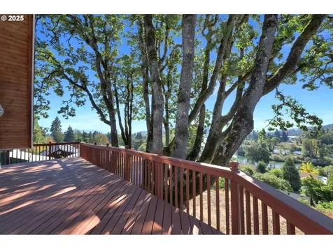475 Riverview Boulevard Springfield OR 97477