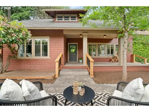 2340 SW Dolph Court Portland OR 97219