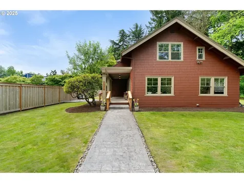 2340 SW Dolph Court Portland OR 97219