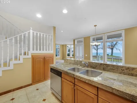 2889 Mill Pond Lane Astoria OR 97103