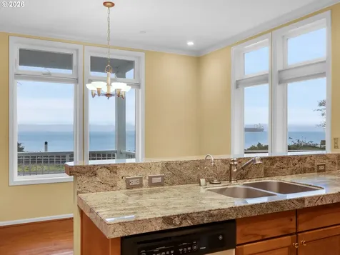 2889 Mill Pond Lane Astoria OR 97103
