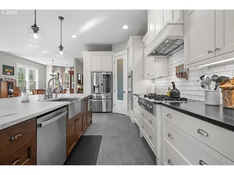26810 NE 77th Street Vancouver WA 98682