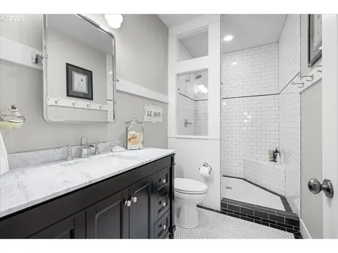 26810 NE 77th Street Vancouver WA 98682