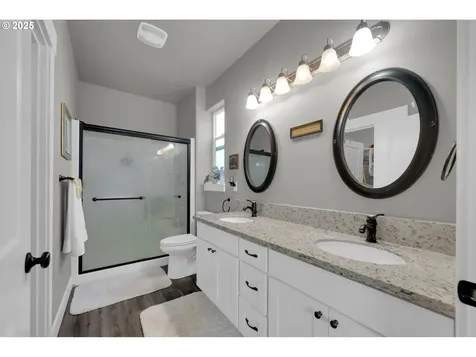 278 SW Applegate Trail Drive Dallas OR 97338