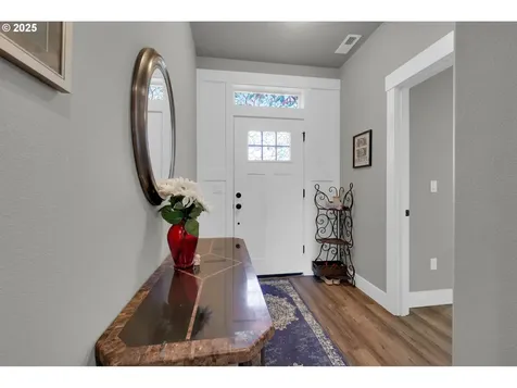 278 SW Applegate Trail Drive Dallas OR 97338