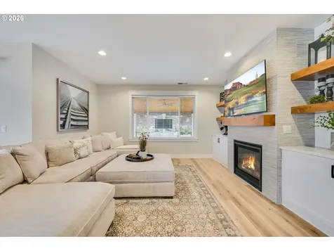 3321 Felton Street S Salem OR 97302