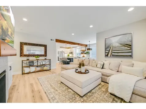 3321 Felton Street S Salem OR 97302