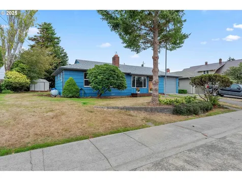 437 Simpson Avenue North Bend OR 97459