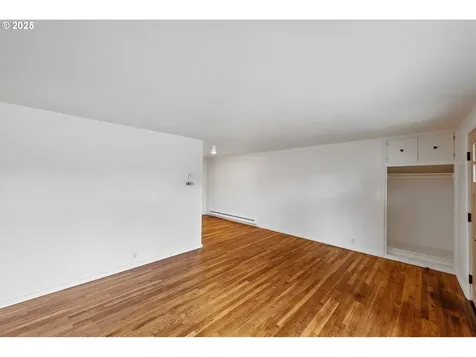 437 Simpson Avenue North Bend OR 97459
