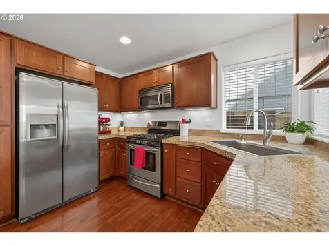 8962 SW 75th Place Portland OR 97223