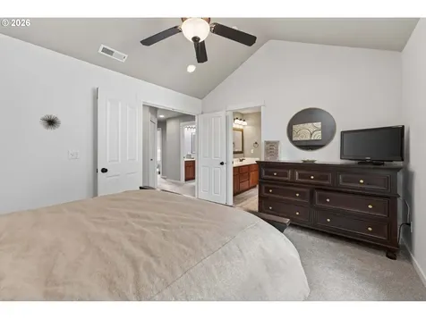 8962 SW 75th Place Portland OR 97223
