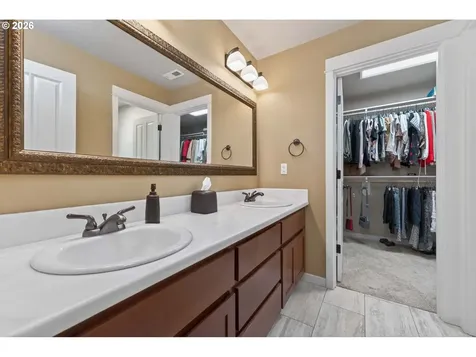 8962 SW 75th Place Portland OR 97223