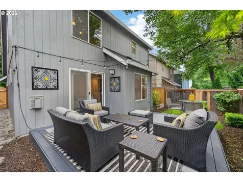 8962 SW 75th Place Portland OR 97223