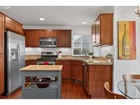 8962 SW 75th Place Portland OR 97223