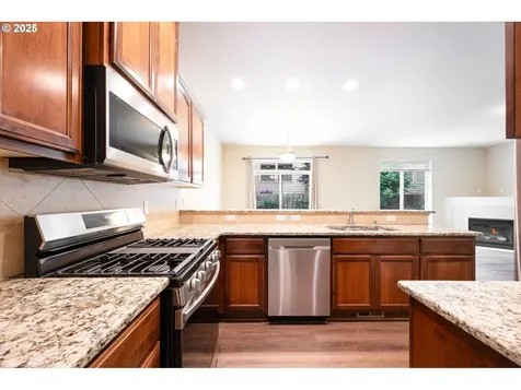 3614 NW 121st Circle Vancouver WA 98685