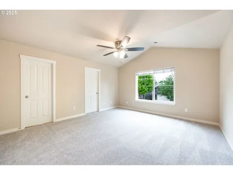 3614 NW 121st Circle Vancouver WA 98685