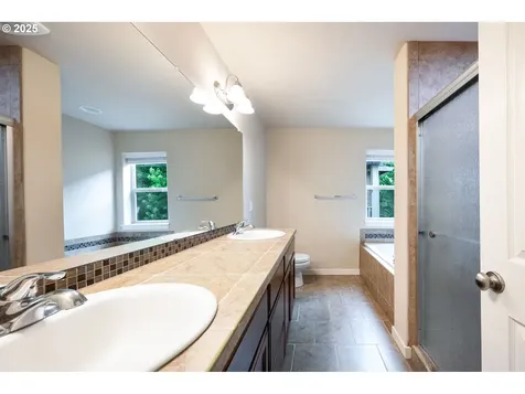 3614 NW 121st Circle Vancouver WA 98685