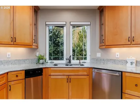 2212 NW Pinnacle Drive Portland OR 97229
