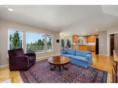 2212 NW Pinnacle Drive Portland OR 97229
