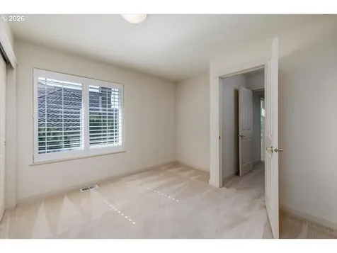 2212 NW Pinnacle Drive Portland OR 97229