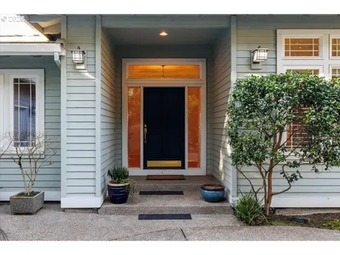 2212 NW Pinnacle Drive Portland OR 97229