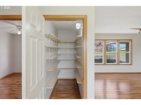 1270 NE Blossom Drive Mcminnville OR 97128