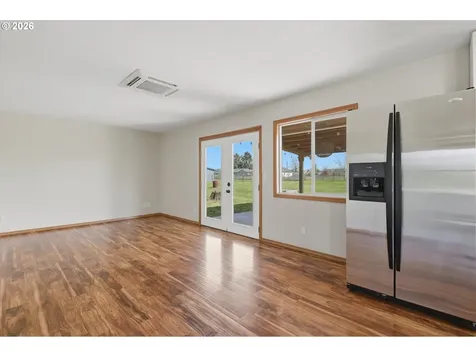 1270 NE Blossom Drive Mcminnville OR 97128