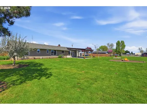 1270 NE Blossom Drive Mcminnville OR 97128