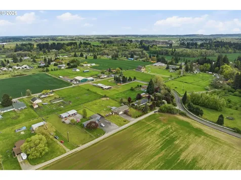 1270 NE Blossom Drive Mcminnville OR 97128