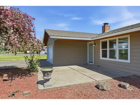 1270 NE Blossom Drive Mcminnville OR 97128