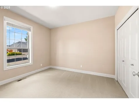 1465 NE 15th Avenue Canby OR 97013