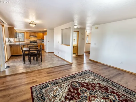2907 NE 166th Place Vancouver WA 98682