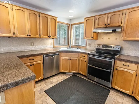 2907 NE 166th Place Vancouver WA 98682