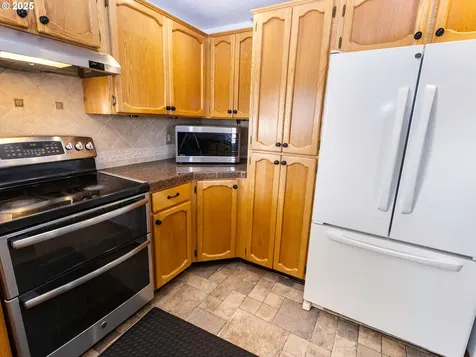 2907 NE 166th Place Vancouver WA 98682