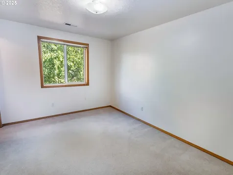 2907 NE 166th Place Vancouver WA 98682