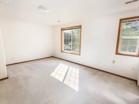 2907 NE 166th Place Vancouver WA 98682