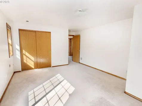 2907 NE 166th Place Vancouver WA 98682
